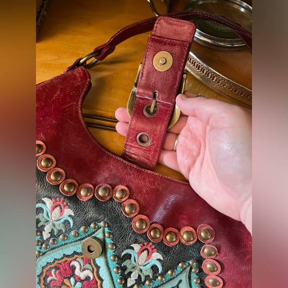Isabella Fiore Leather Handbag Red Teal Studded Buckle with Magnetic Closure - Picture 9 of 11